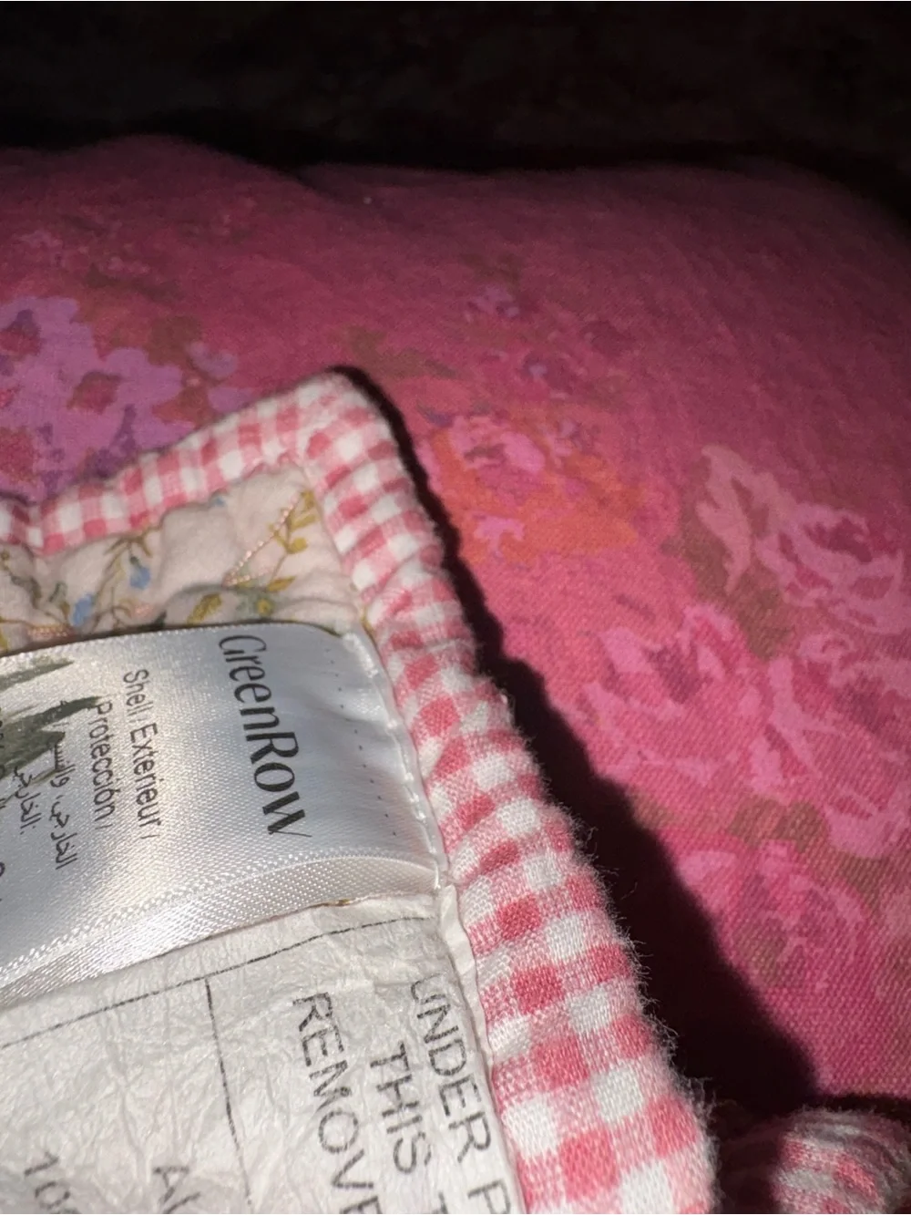 Reversible Floral Quilted Bedspread in Pink and Cream